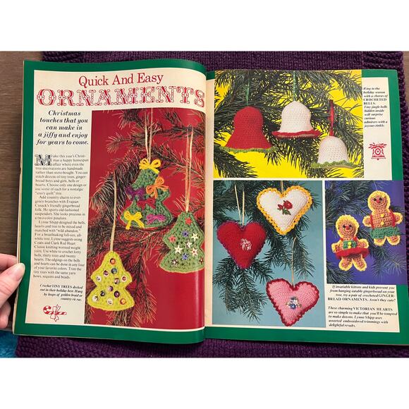 Christmas Crocheted pattern book 1989 - Picture 8 of 15